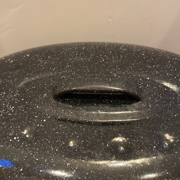 VTG enamelware black speckled oval lidded 16 inch roasting pan - Picture 2 of 12